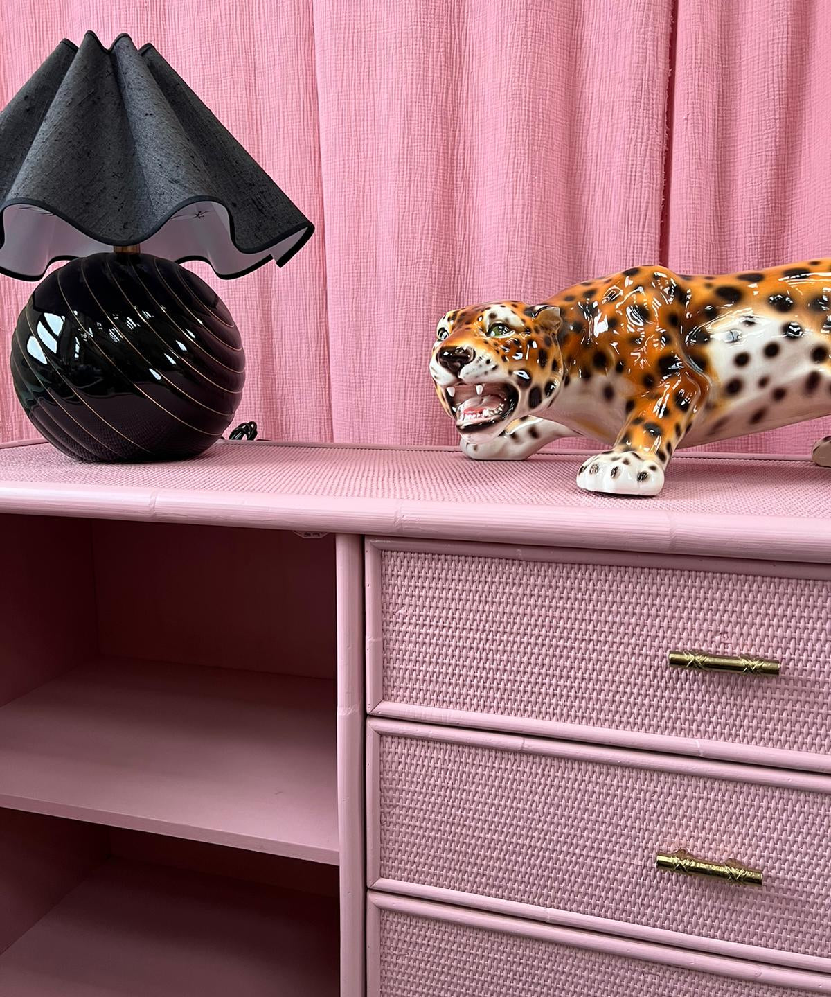 pink vintage interiors