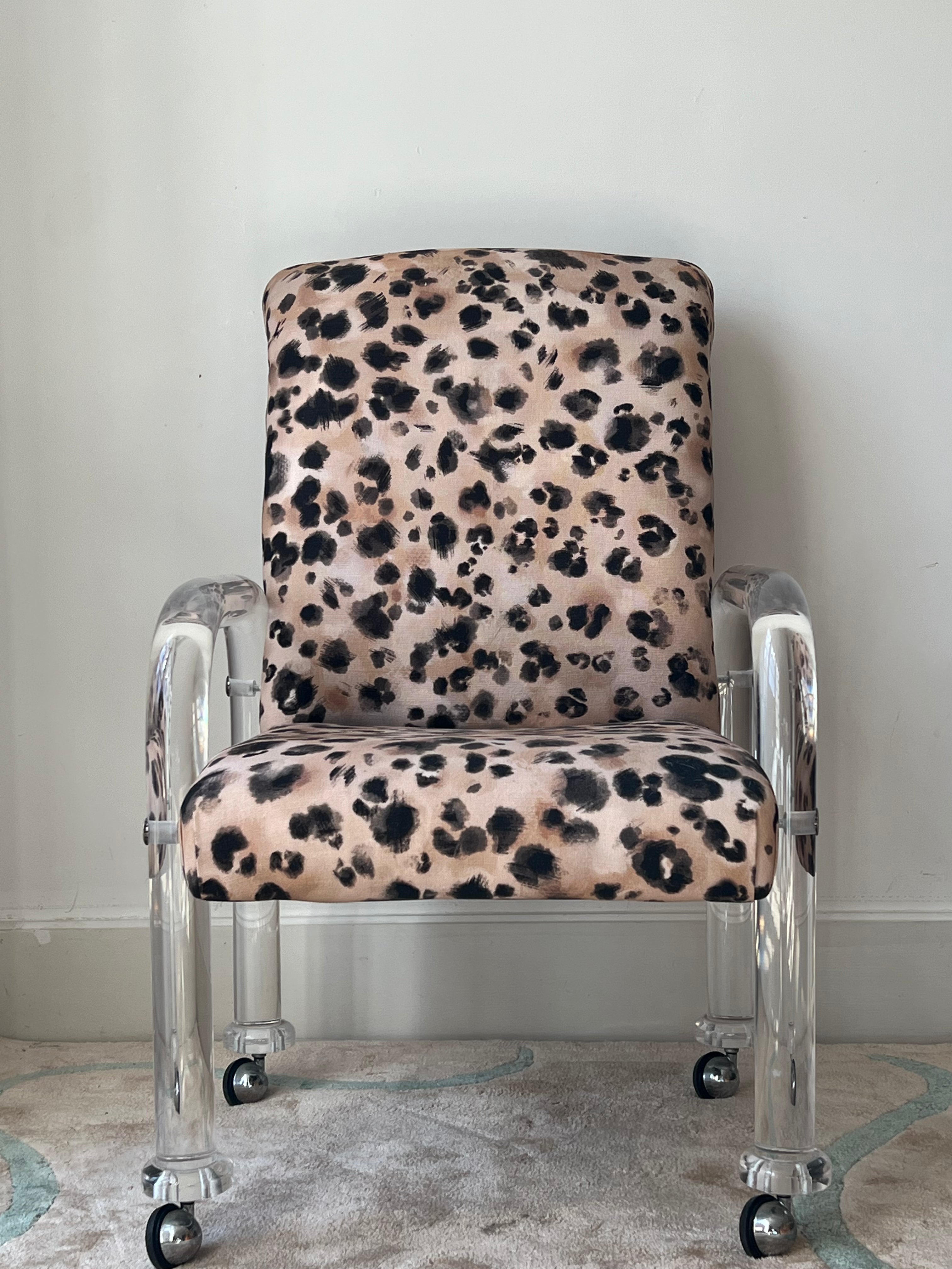 Leopard print dressing table best sale chair